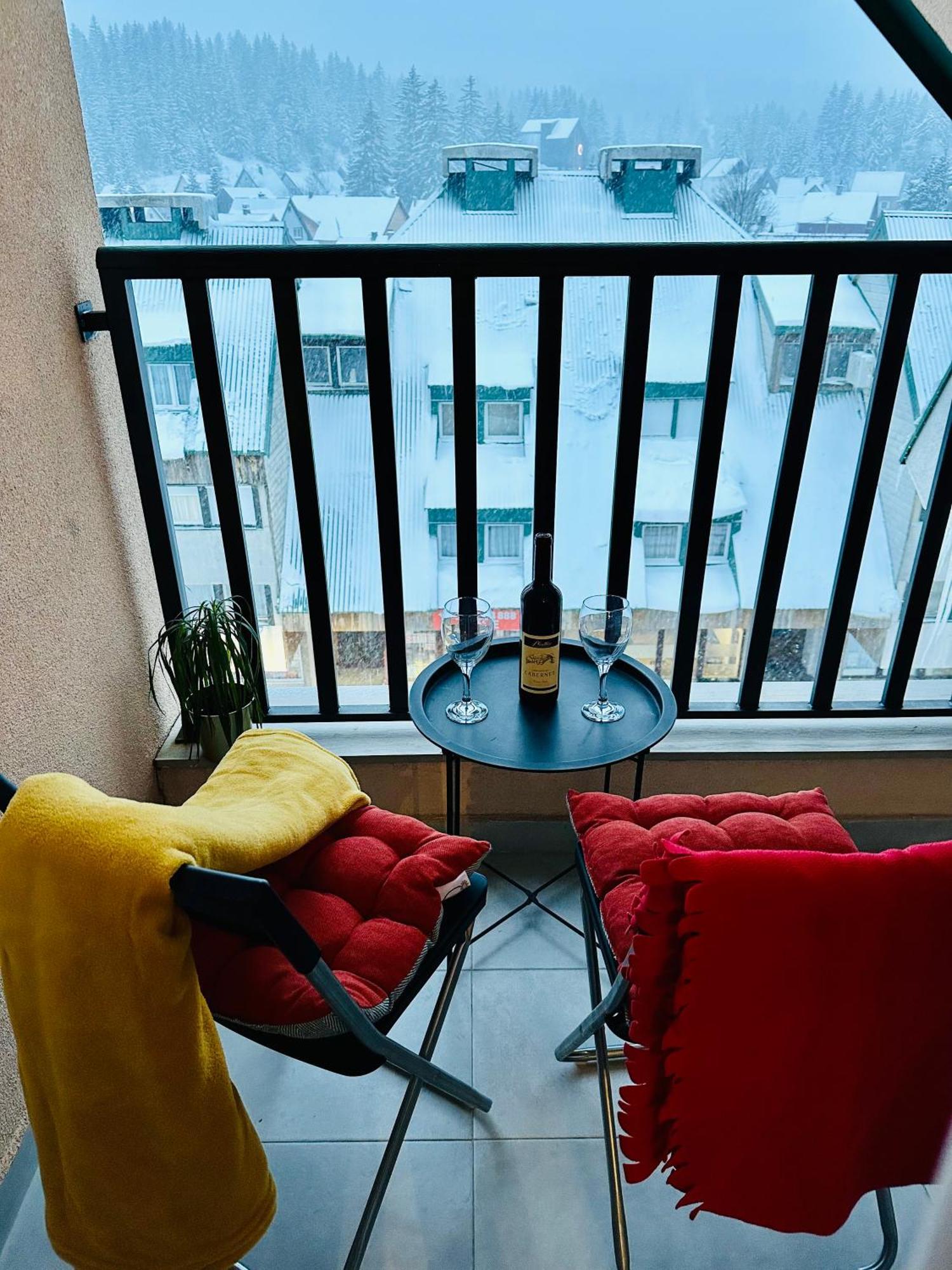 Apartman Viktorija Žabljak Exteriör bild