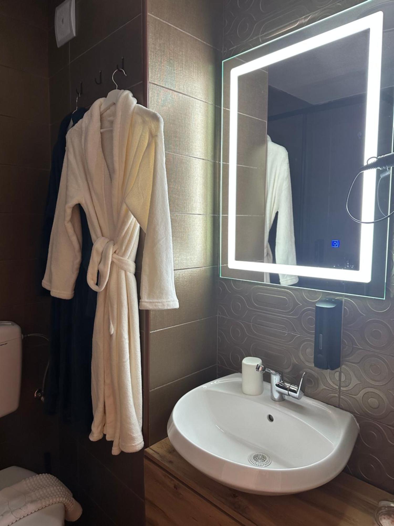 Apartman Viktorija Žabljak Exteriör bild